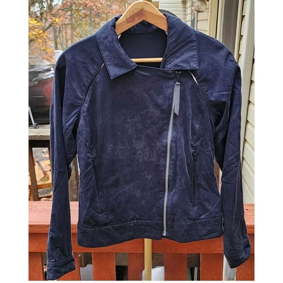 LULULEMON‎ USED WOMEN 4-6? CHARCOAL FADED BLACK TENCEL ASSYMETRICAL MOTO JACKET - Picture 1 of 14